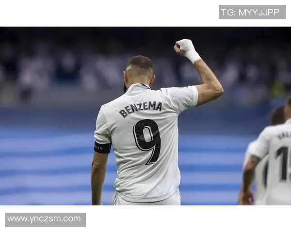 本泽马:从足球天才到传奇射手的辉煌旅程与荣耀时刻